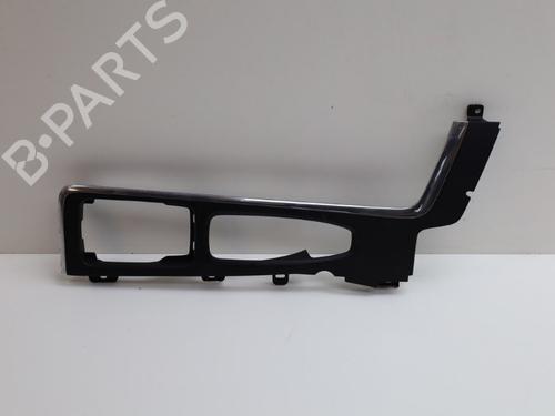 Used Middle console VOLVO V60 II (225) D3 (150 hp) 18636800