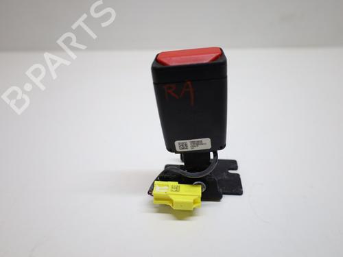 seat-buckle-lynk-co-01-2017-35897294 main image
