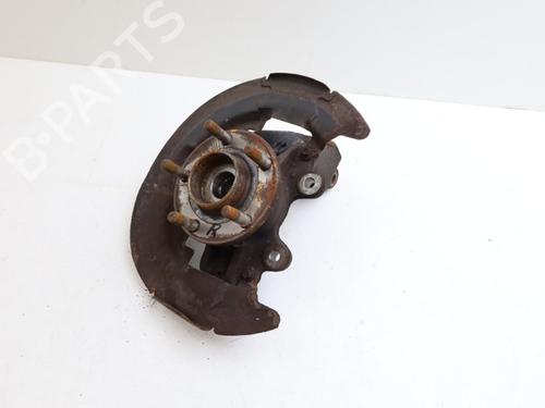 Używane Zwrotnica przednia lewa Zwrotnica przednia lewa VOLVO C30 (533) 1.6 D (109 hp) 23572754 23572754