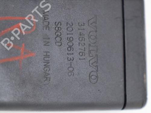 Seat buckle VOLVO V60 II (225) T4 | BP33984552I32 - Image 3