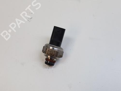 Used Electronic sensor Electronic sensor VOLVO V40 Hatchback (525) D3 (150 hp) 18637761 18637761