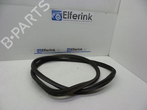Used Rubber door seal Rubber door seal VOLVO S60 II Cross Country (134) D4 (190 hp) 18627605 18627605
