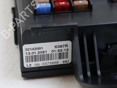 Fuse box VOLVO V60 II (225) T6 Plug-in Hybrid AWD | BP29996586E1