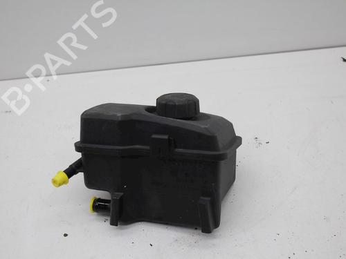 Used Expansion tank VOLVO XC90 I (275) D5 AWD (163 hp) 18612778