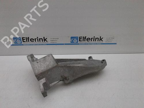 Used Engine mount Engine mount VOLVO V40 Cross Country (526) T3 (152 hp) 18630644 18630644