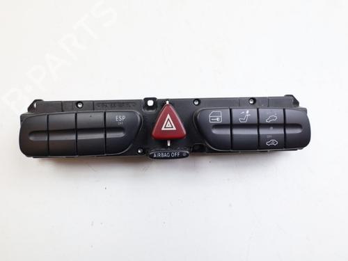 Used Warning switch MERCEDES-BENZ C-CLASS (W203) C 200 Kompressor (203.045) (163 hp) 25851350