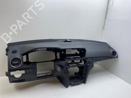 Used Dashboard Dashboard 37076069 37076069