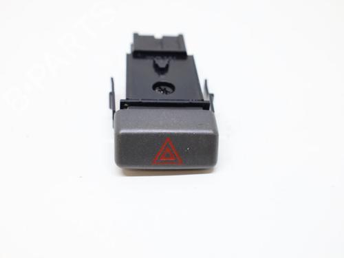 Used Warning switch Warning switch VOLVO V40 Estate (645) 2.0 T (163 hp) 33736085 33736085