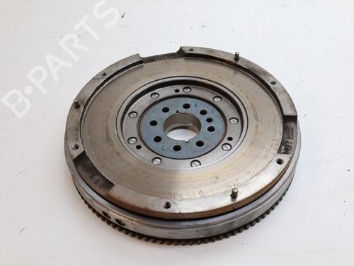 flywheel-volvo-v50-545-2003-2004-2005-2006-2007-2008-2009-2010-2011-2012-24149127 main image
