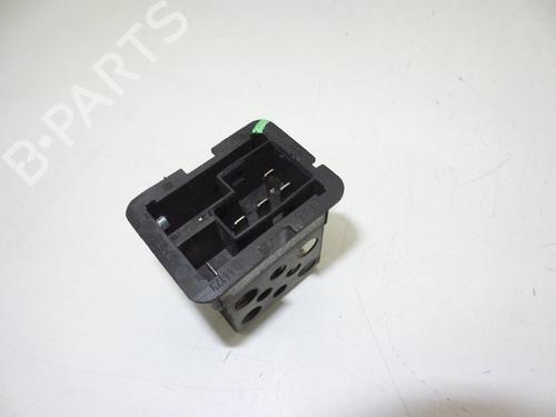 Used Heater resistor OPEL ZAFIRA A MPV (T98) 2.0 DTI 16V (F75) (101 hp) 18623976