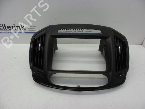Console centrale Console centrale OPEL INSIGNIA A (G09) 2.0 Biturbo CDTI (68) (195 hp) 18628114 18628114