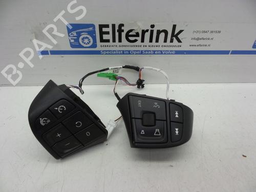 Used Steering wheel controls VOLVO XC60 I SUV (156) D5 AWD (215 hp) 18627462