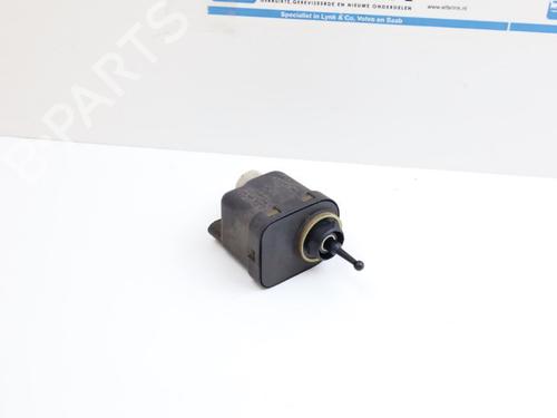 Used Headlight adjuster motor Headlight adjuster motor SAAB 900 II Convertible 2.3 -16 (150 hp) 18609479 18609479
