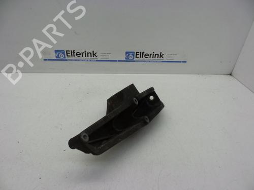 Used Engine mount Engine mount SAAB 9000 Hatchback 2.3 -16 CSE Eco Power (170 hp) 18627391 18627391