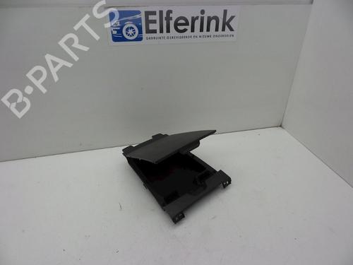 Used Middle console Middle console OPEL AGILA B (H08) 1.2 (F68) (86 hp) 18622173 18622173