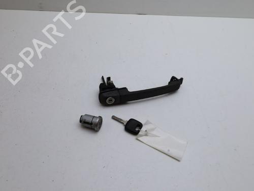 Used Front left exterior door handle VOLVO 850 Estate (855) 2.4 (144 hp) 30391083