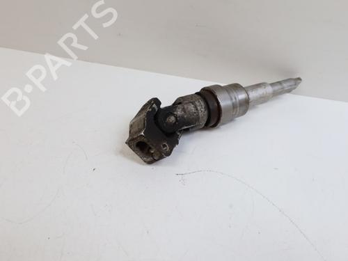 Used Steering column universal joint Steering column universal joint VOLVO V70 II (285) 2.4 (140 hp) 21843894 21843894