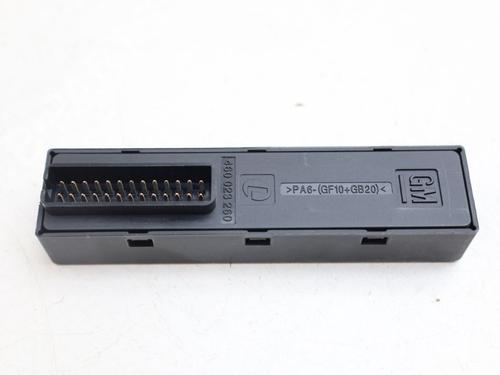 Electronic module SAAB 9-3 Estate (E50) 1.8t 2.0 | BP38013756M83 - Image 2