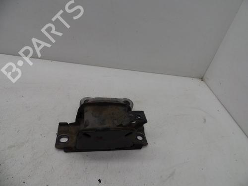 Used Engine mount Engine mount 18617479 18617479