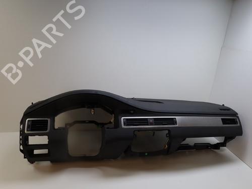 Used Dashboard Dashboard VOLVO XC70 II (136) D5 AWD (185 hp) 18636648 18636648