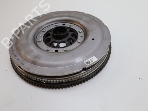 Flywheel LYNK & CO 01 PHEV | BP18636437M101 - Image 5