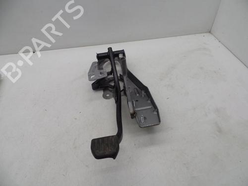 Used Break pedal Break pedal 18617406 18617406