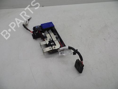 Used Fuse box Fuse box VOLVO S60 II (134) DRIVe / D2 (114 hp) 18614602 18614602