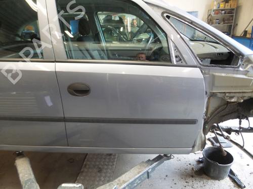 Dør høyre foran OPEL MERIVA A MPV (X03) 1.8 (E75) (125 hp) 18616608