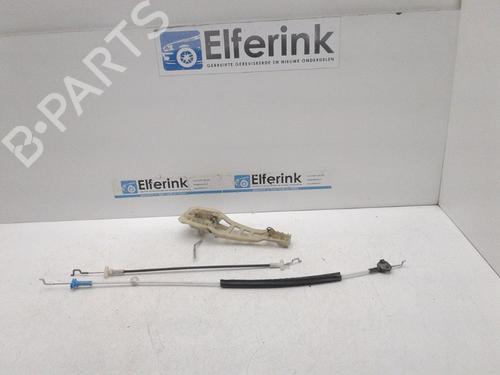 Used Front right exterior door handle Front right exterior door handle SAAB 9-3 (YS3F, E79, D79, D75) 2.0 Turbo XWD (210 hp) 18631393 18631393