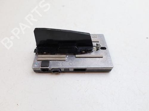 Used Antenna/Base Antenna/Base VOLVO XC40 (536) Recharge AWD (408 hp) 36501860 36501860