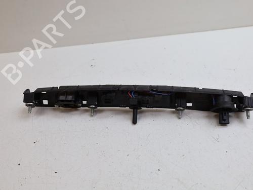 Used Tailgate handle VOLVO V40 Hatchback (525) T2 (122 hp) 25293051