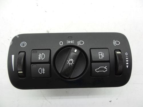 Used Headlight switch Headlight switch VOLVO V70 III (135) 2.5 T (231 hp) 18622827 18622827