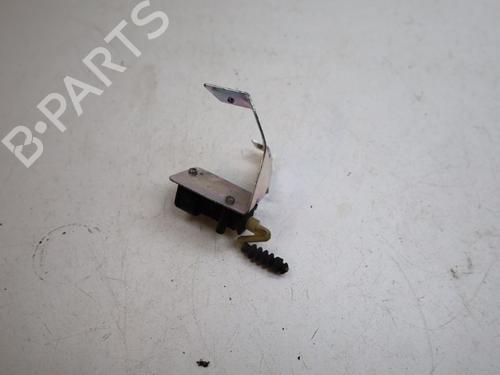 Used Fuel door actuator SAAB 9-5 Estate (YS3E) 2.3 t (185 hp) 26429512