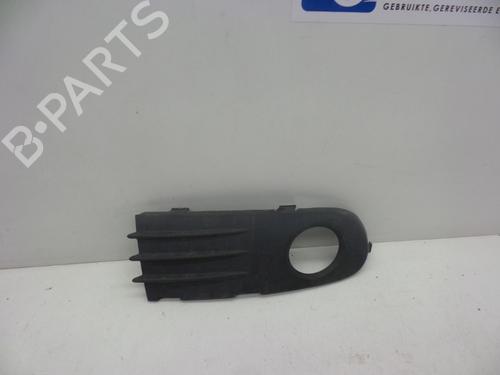 Used Grille VOLVO S40 II (544) T5 (220 hp) 18619130