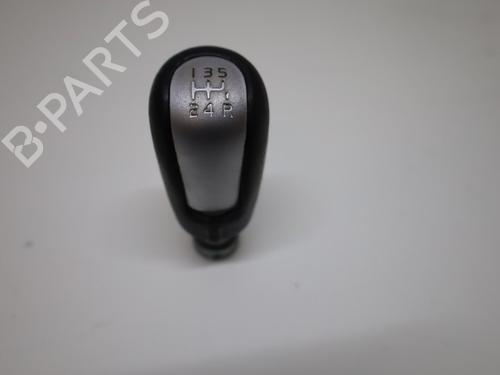 Used Shift knob VOLVO V50 (545) 1.6 D (110 hp) 32871622