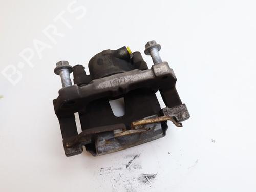 Used Right front brake caliper Right front brake caliper VOLVO V60 II (225) D3 (150 hp) 18637385 18637385