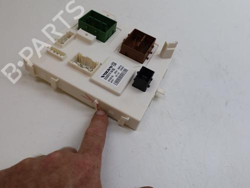 Used Fuse box Fuse box VOLVO XC40 (536) Recharge AWD (408 hp) 40078245 40078245