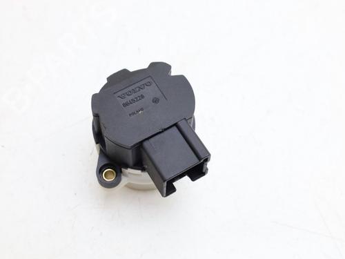 Used Switch Switch VOLVO V70 II (285) 2.4 (170 hp) 32752287 32752287