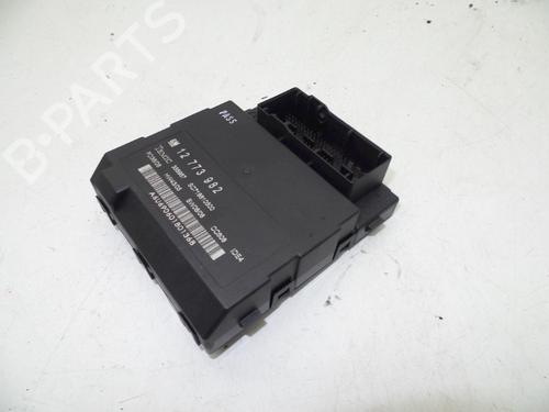 Used Fuse box Fuse box SAAB 9-3 (YS3F, E79, D79, D75) 1.9 TiD (150 hp) 18617911 18617911