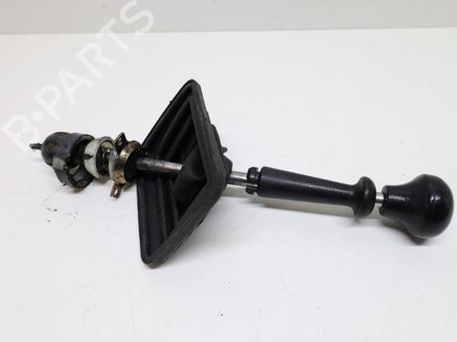 Used Shift knob Shift knob SAAB 900 I (AC4, AM4) 2.1 -16 (136 hp) 40606440 40606440
