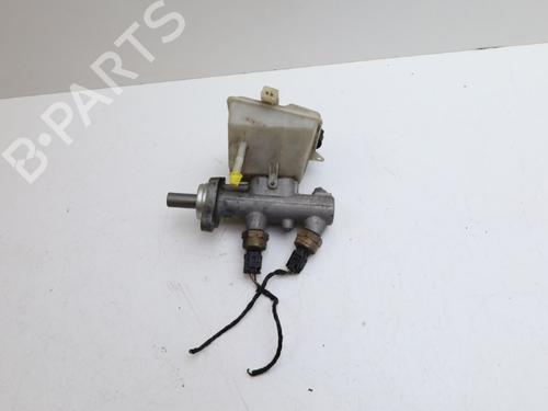 Used Brake master cylinder VOLVO V70 II (285) 2.4 (140 hp) 31259618