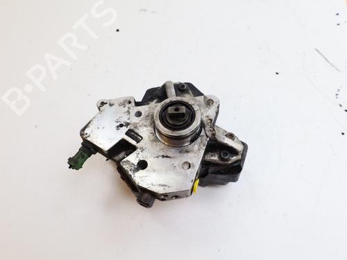 Used Fuel pump Fuel pump VOLVO V70 II (285) D5 (185 hp) 40042013 40042013