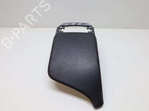 Used Armrest / Center console Armrest / Center console VOLVO V90 II Estate (235) T5 (254 hp) 33607129 33607129