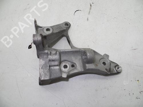 Used Engine mount Engine mount 18617618 18617618