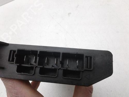Used Heater resistor Heater resistor OPEL CORSA D (S07) 1.3 CDTI (L08, L68) (90 hp) 18630975 18630975