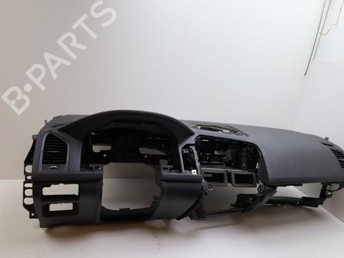 Used Dashboard Dashboard VOLVO XC60 I SUV (156) 2.4 D / D3 / D4 AWD (163 hp) 33322131 33322131