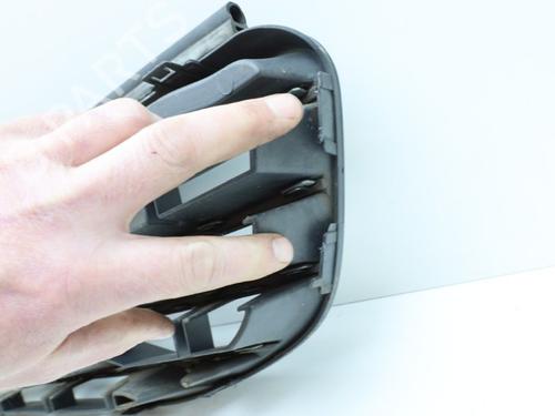 Used Grille Grille VOLVO XC60 I SUV (156) D4 AWD (190 hp) 33735998 33735998