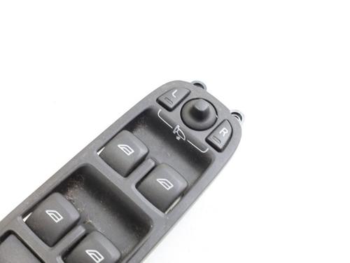 Switch VOLVO XC60 I SUV (156) D4 AWD | BP31770419I30