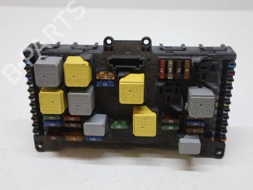 Used Fuse box Fuse box 36914441 36914441