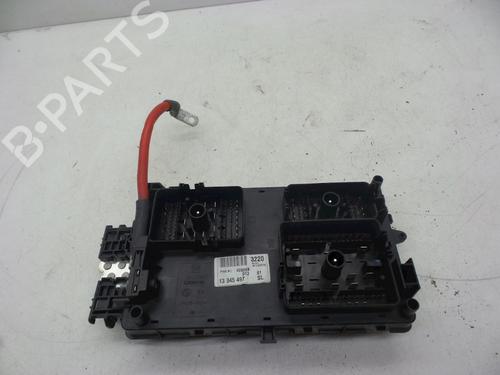 Fuse box OPEL INSIGNIA A (G09) 2.0 CDTI (68) | BP18618313E1 
